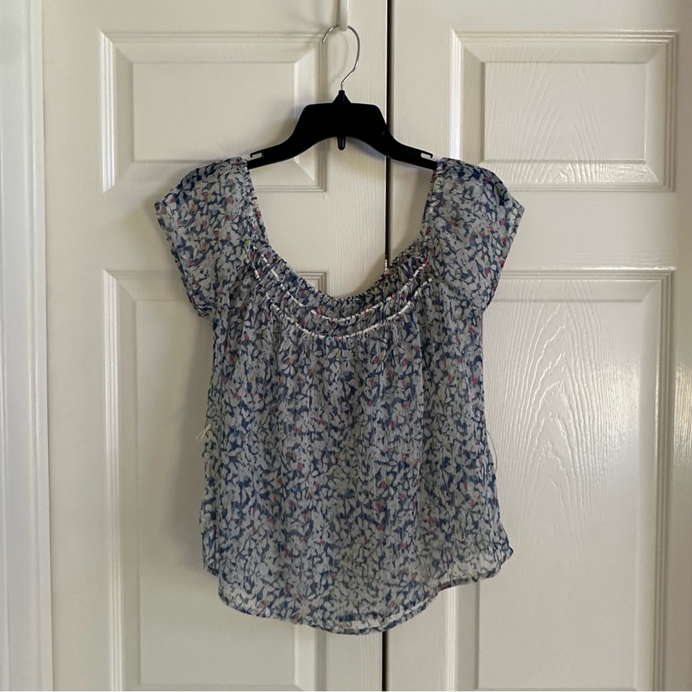 Abercrombie Blue Floral Top Size Small